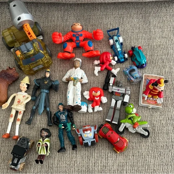 Nostalgic Toy Collection - Picture 2 of 8